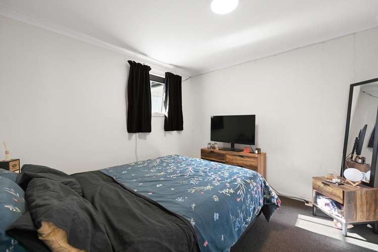 49 Chiefs Court Hamilton East_9