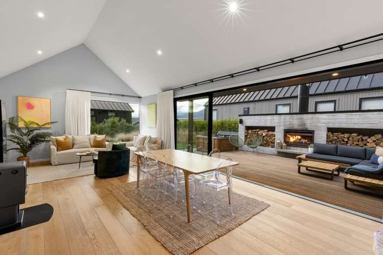 32 Falconer Rise Jacks Point_5