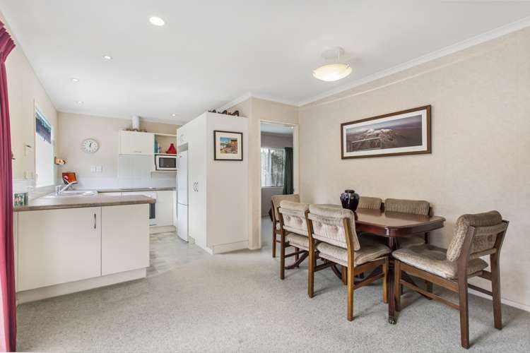8 Harobed Place Manurewa_5