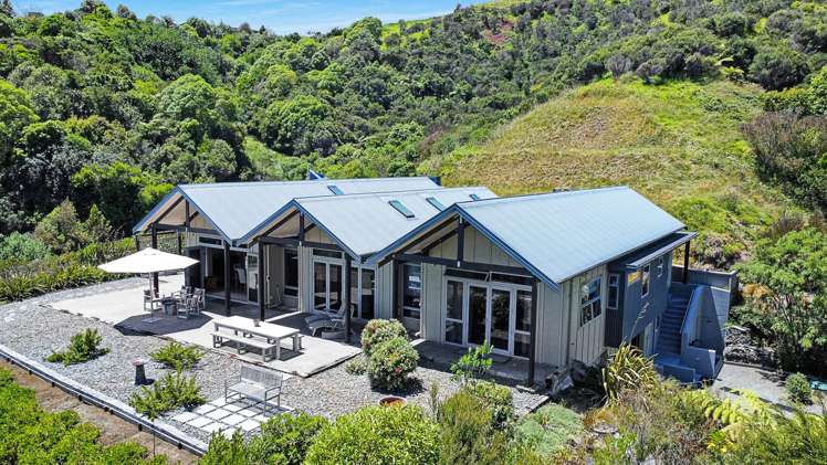 8 Ohiwa Cove Rise Opotiki_38