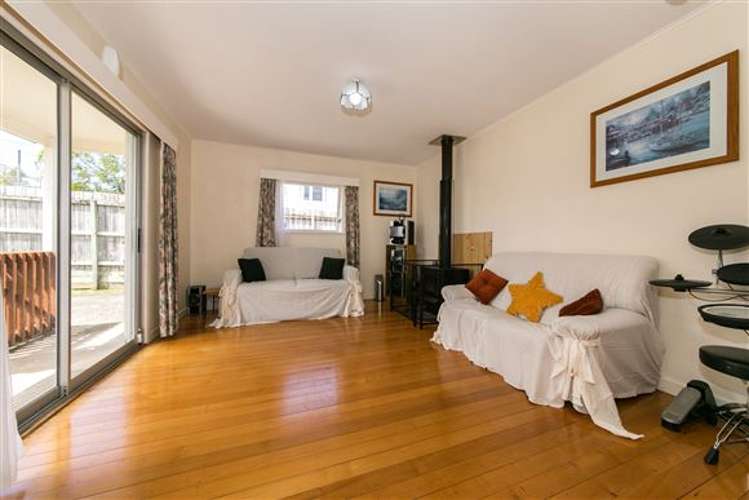 62 Savoy Road Glen Eden_1