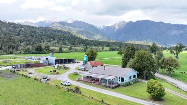 1627 Whataroa Highway Whataroa_2