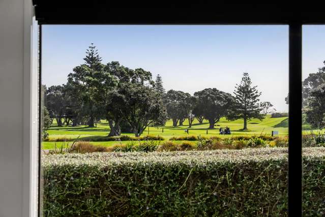 6 Pebble Beach Court Waiwhakaiho_1