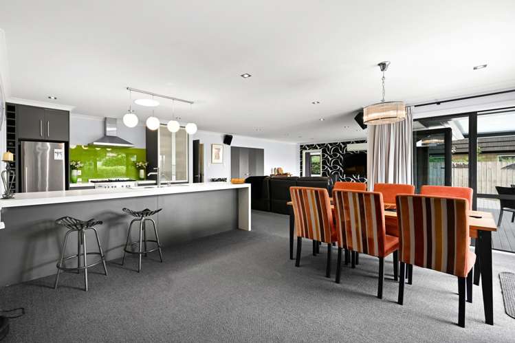 2 Ebony Court Rototuna North_10