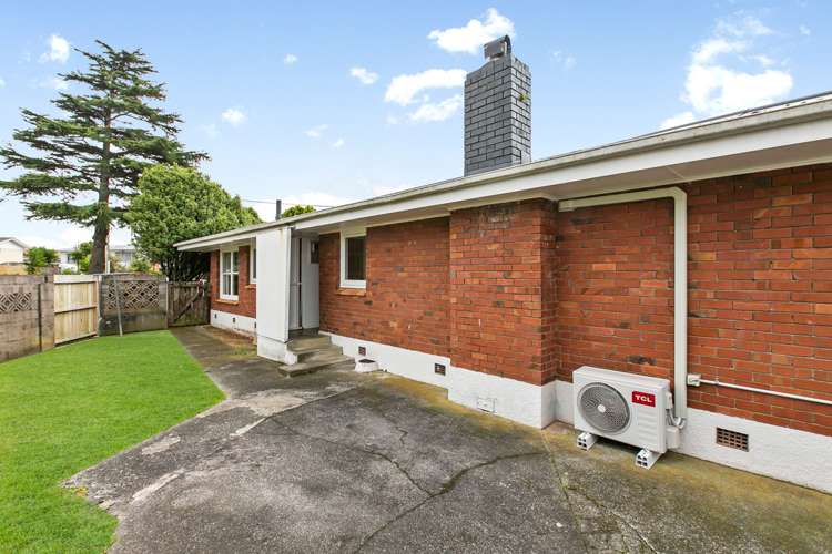 4 Clayton Road Manurewa_17