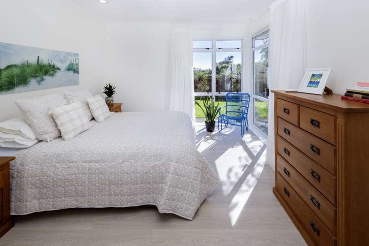 2/67 Simmental Crescent Somerville_13