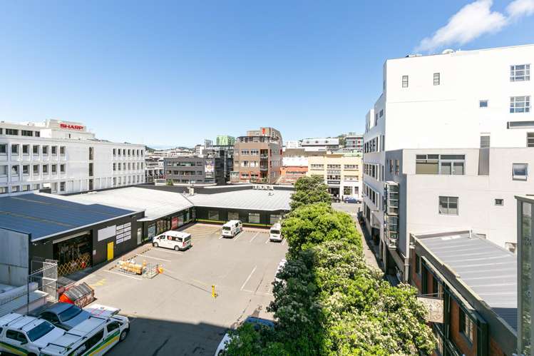 415/74 Taranaki Street_2