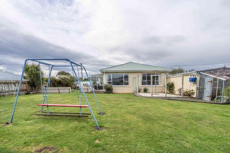 1 Green Lane Riverton_14