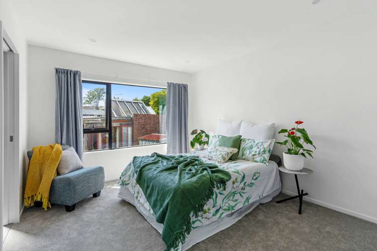 43c Fitzherbert Avenue West Harbour_5