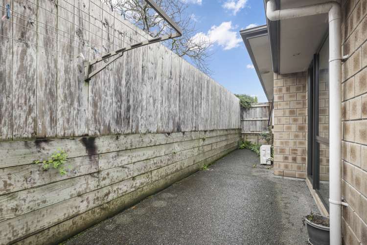 6/99 Lake Road Frankton_9