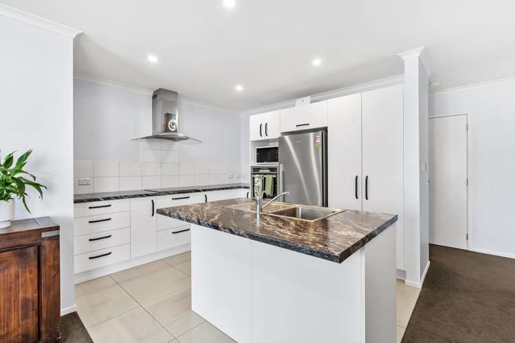 46 Tamure Place Ruakaka_2