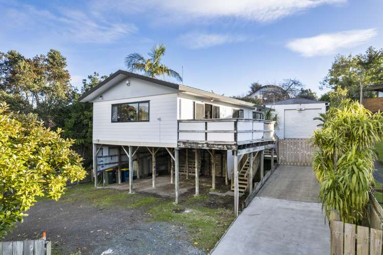 4 Lowell Place Massey_12