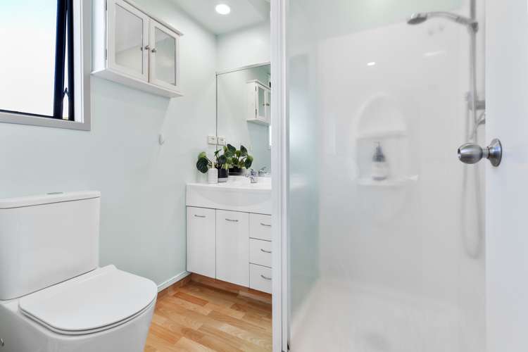 76 Sterling Gate Drive Bethlehem_15