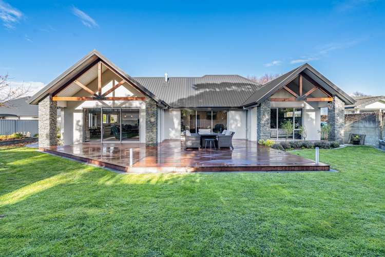 378 Herbert Street Windsor_22