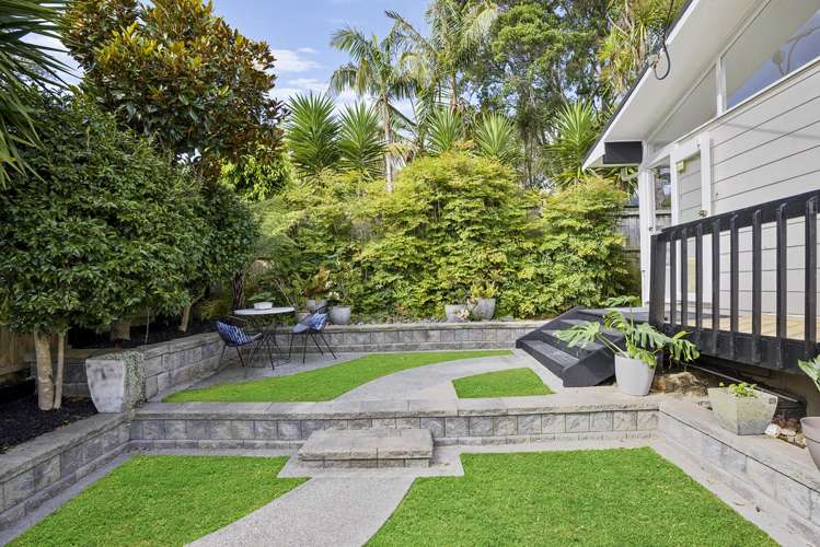 86 Aeroview Drive Beach Haven_17