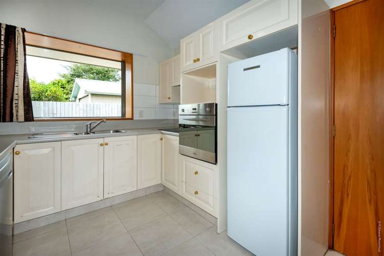 2/252 Mairehau Road Burwood_12