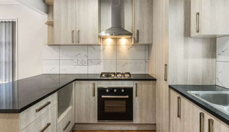 169 Russell Road Manurewa_13