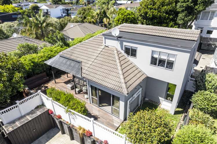 5b Tipene Place Meadowbank_13