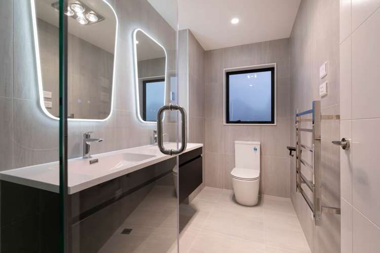 93a Argent Lane Wainui_14