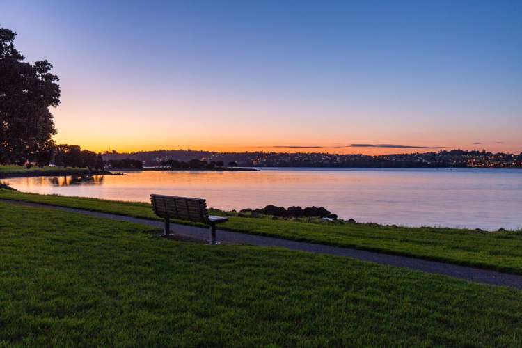 10 Kiwi Esplanade Mangere Bridge_20