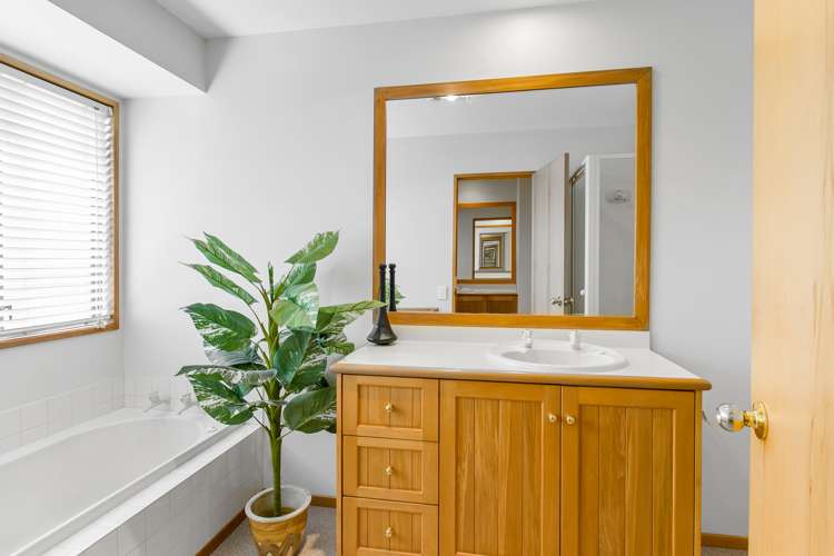 36 Temple Crescent Gleniti_20