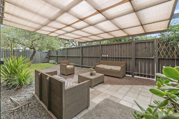 2/9 Feltwell Place Mangere Bridge_15