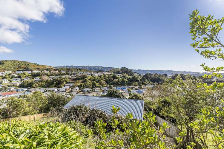 32 Northumberland Street Cannons Creek_23