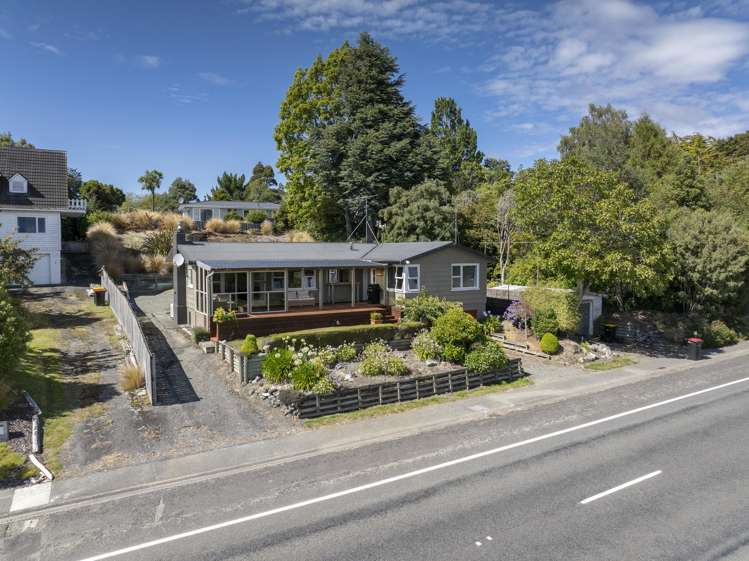 6 Cathedral Drive Manapouri_4