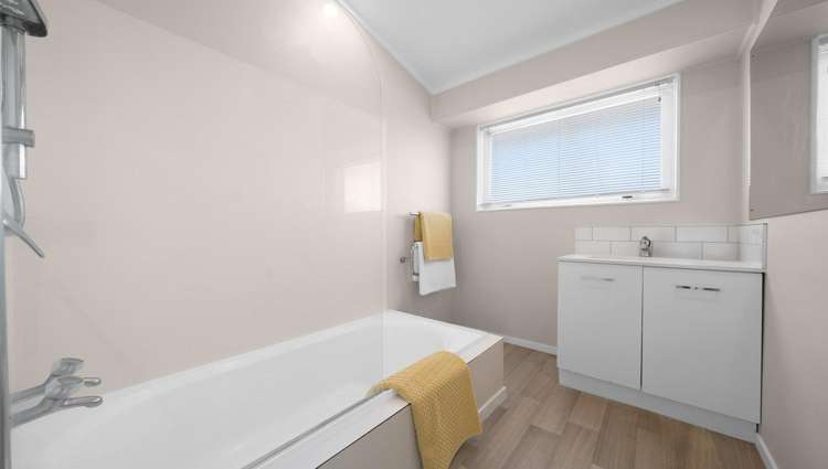 127 Coxhead Road Manurewa_9