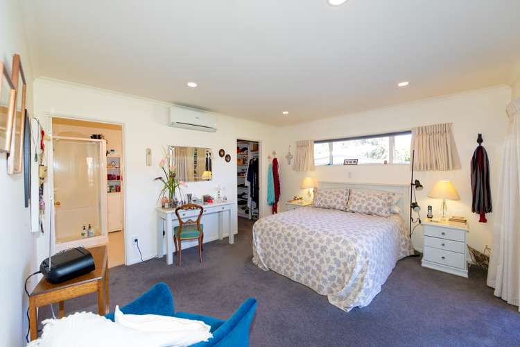 33 Kensington Drive Taradale_8