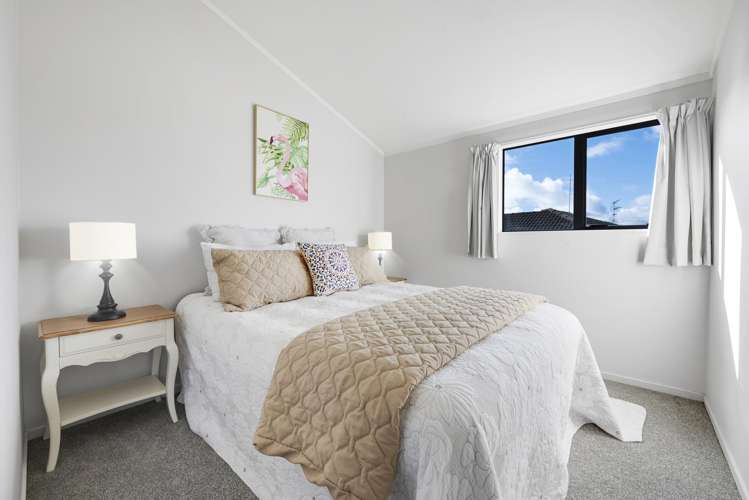 3/82 Barrack Road Mount Wellington_5