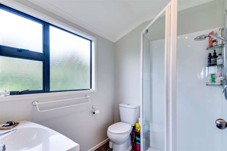 813 Seafield Road Puketapu_11