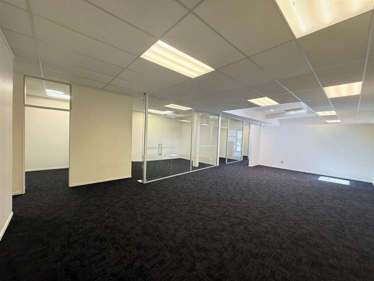 2/57 Mandeville Street Riccarton_5