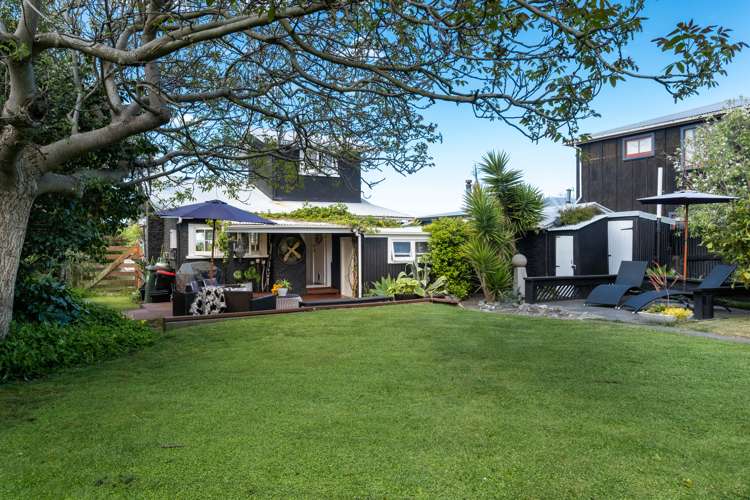 102 Beach Road Haumoana_13