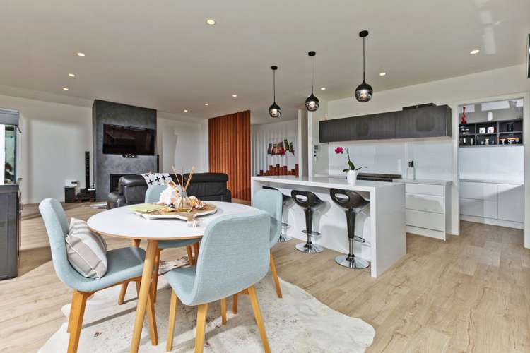 12 Tuangi Street Long Bay_10