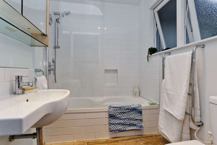 3 Kororo Street Northcote_14