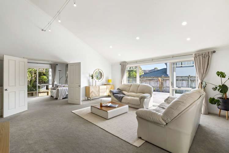 16 Oakway Drive Schnapper Rock_1