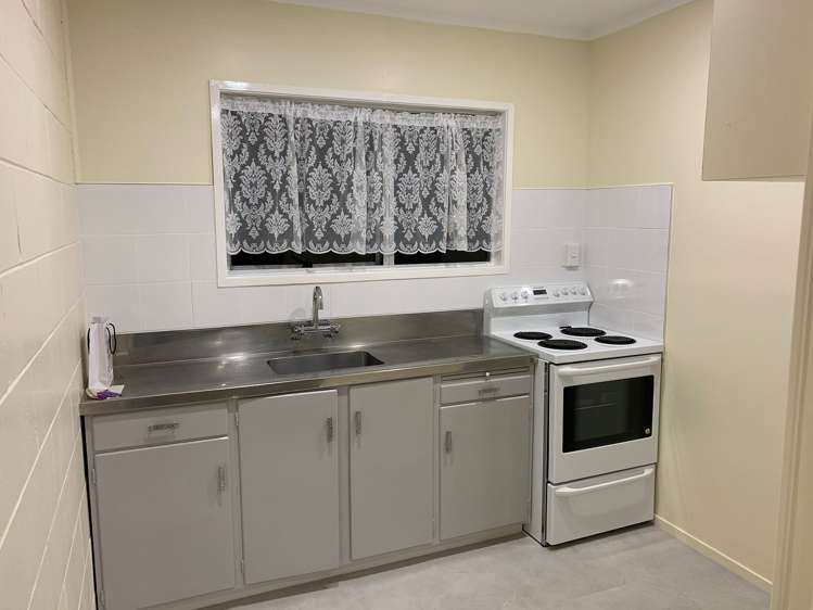 3/5 Hutton Street_0