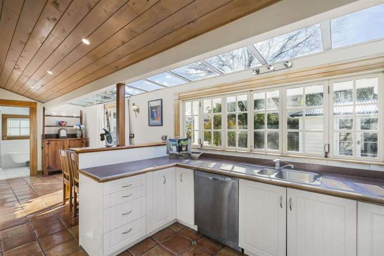 10 Beach Road Northcote Point_6