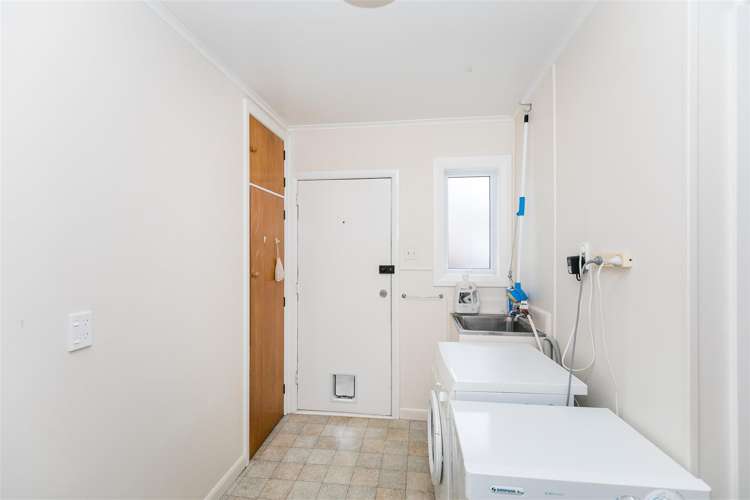 10 Albert Street Hamilton East_10