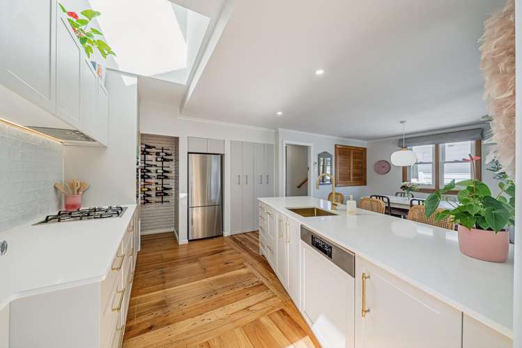 37 Bolton Street Petone_11