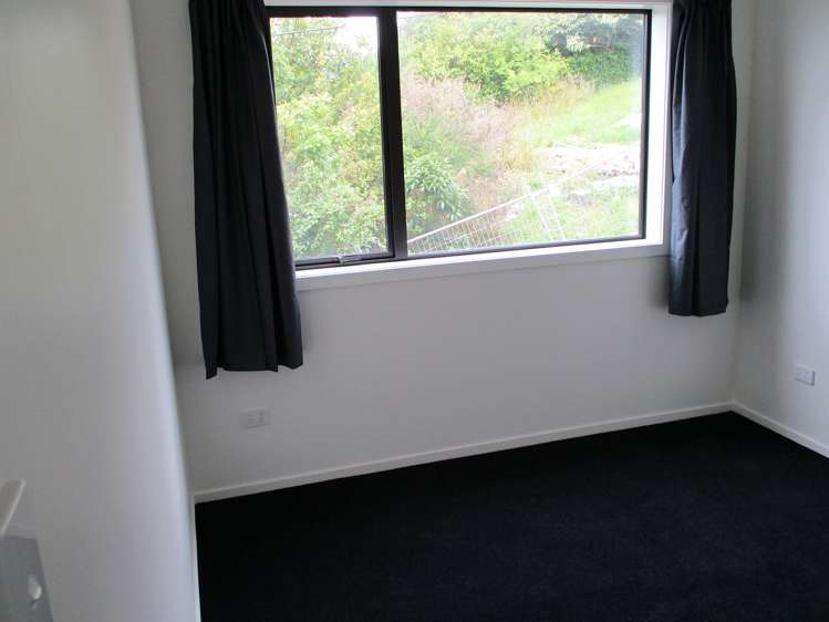 1/1 St Abbs Place North Dunedin_10