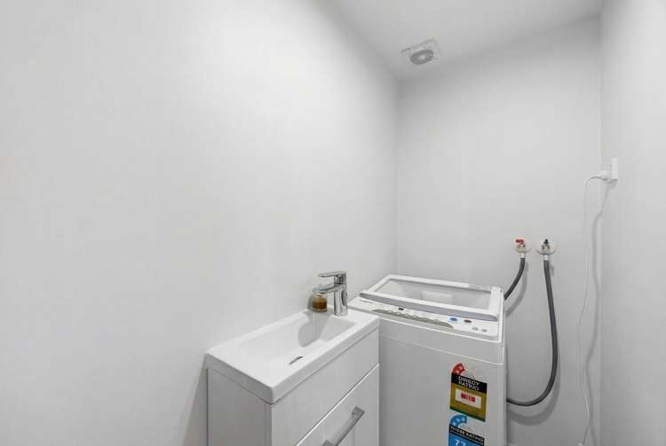 5/9 Flanshaw Road Te Atatu South_19