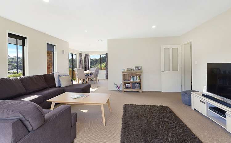 30 Dusky Crescent Aotea_6