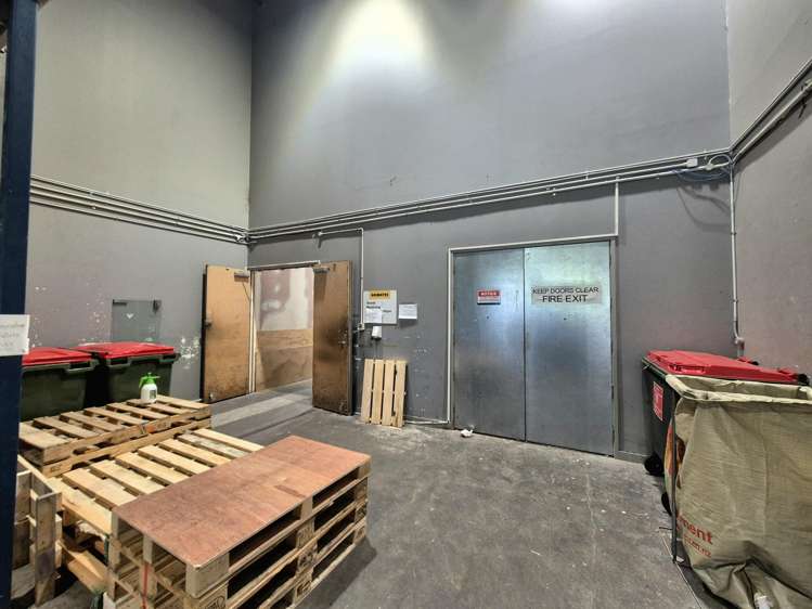 A6/192 Universal Drive Henderson_5