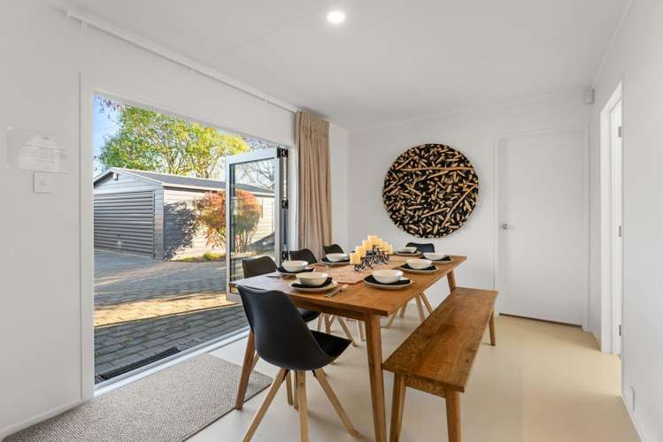 23 Grace Crescent 1140_8