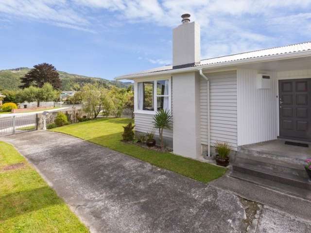 16 Ruru Crescent Heretaunga_2