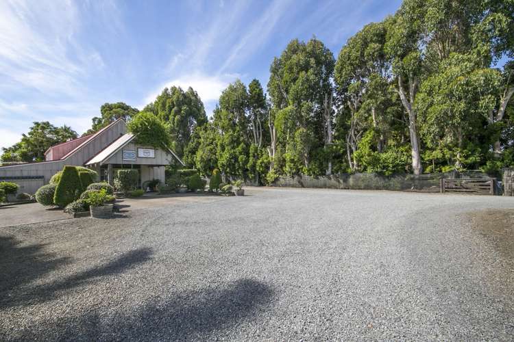 63 Riverland Road Kumeu_21