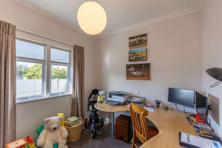 58 Menin Road Onekawa_15