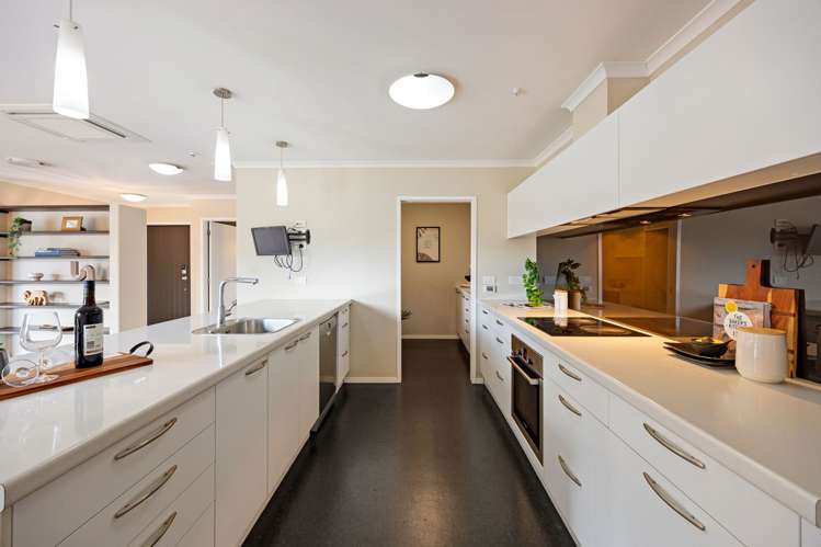 33 Aquila Crescent Rototuna North_6